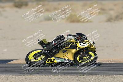 media/Nov-02-2025-CVMA (Sun) [[337aff29ab]]/Race 17-Amateur Supersport Middleweight/